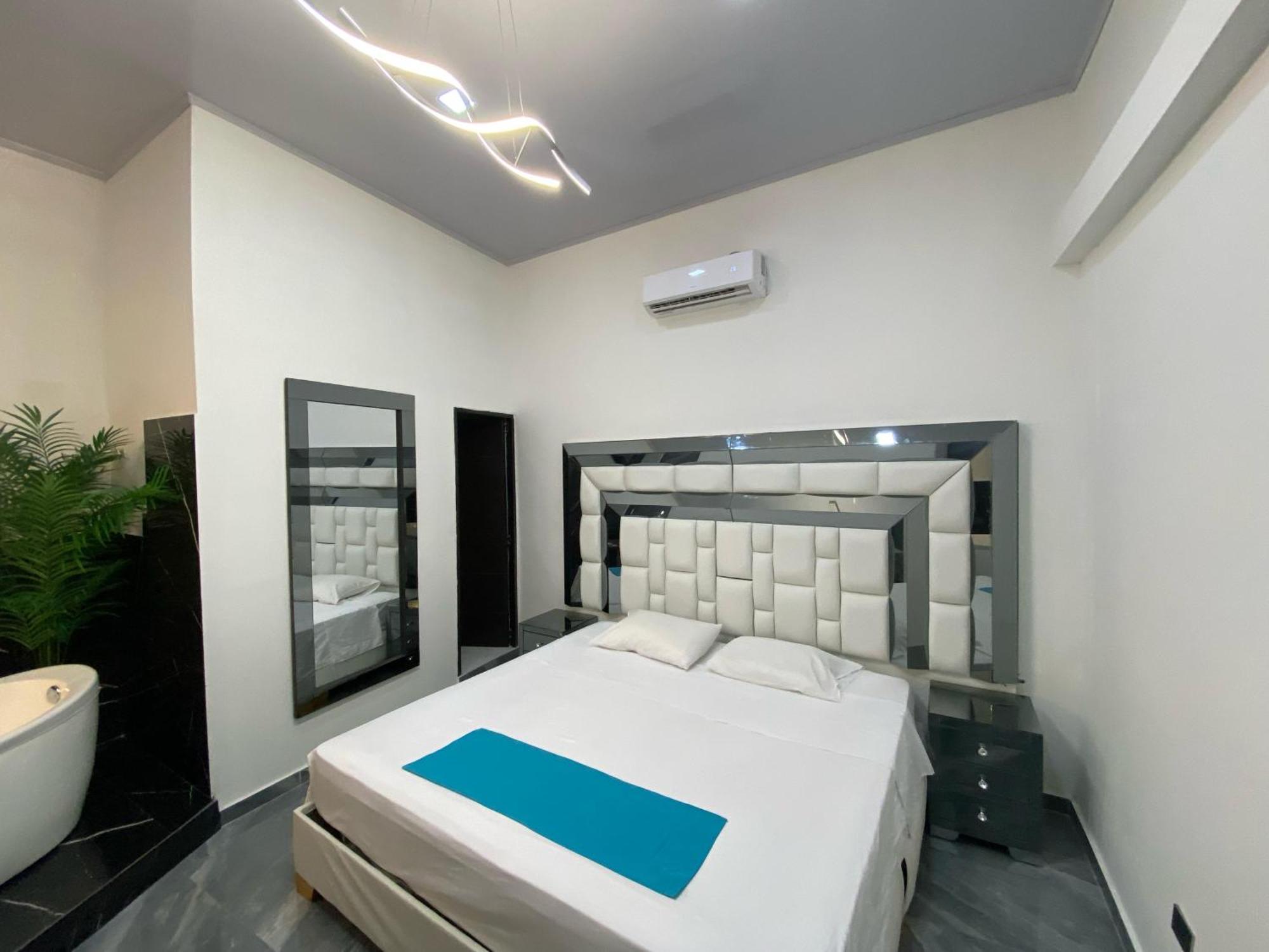 Hotel Hostal Caps Cartagena Exteriér fotografie